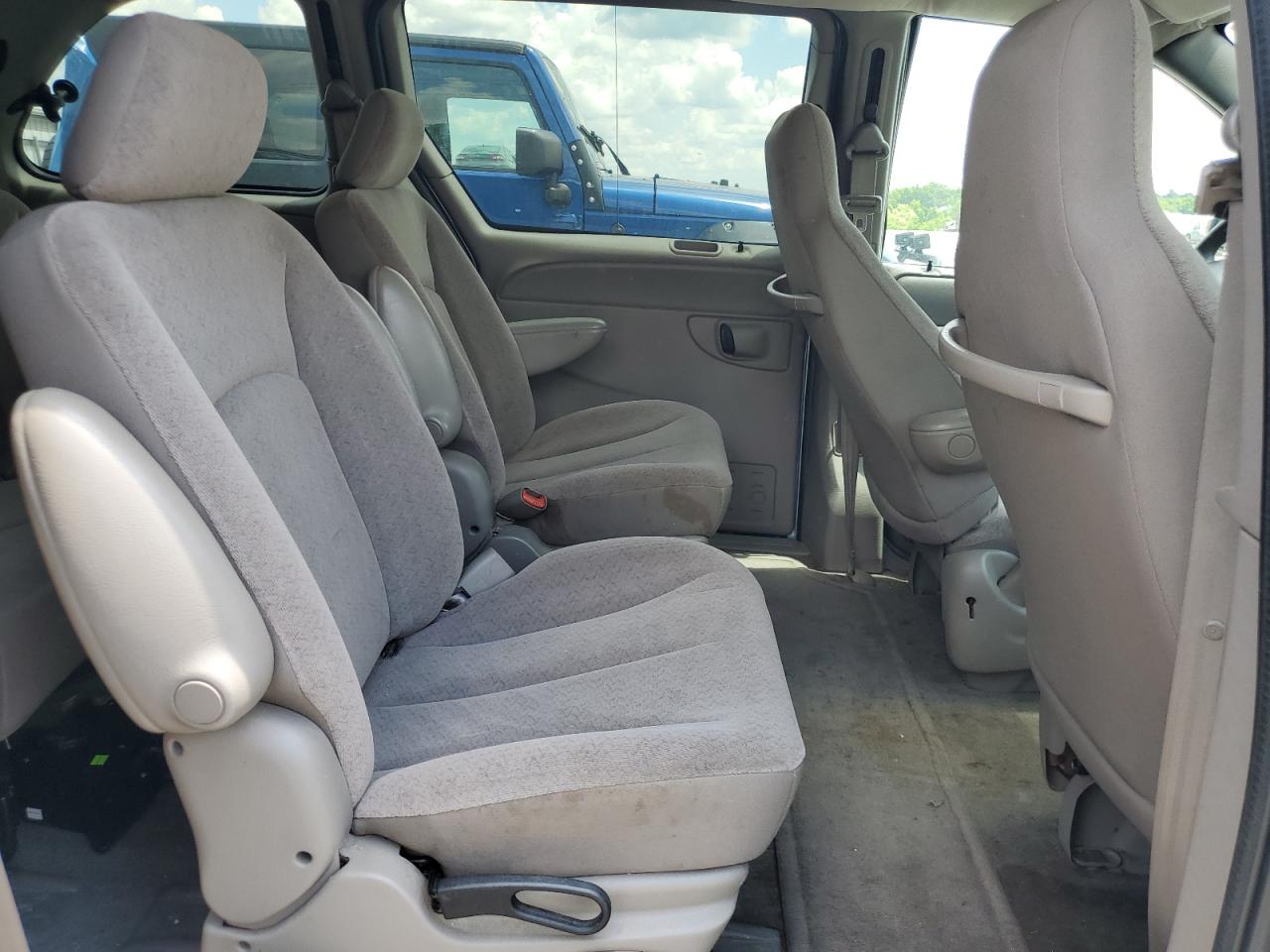 1D4GP25R73B255107 2003 Dodge Caravan Se