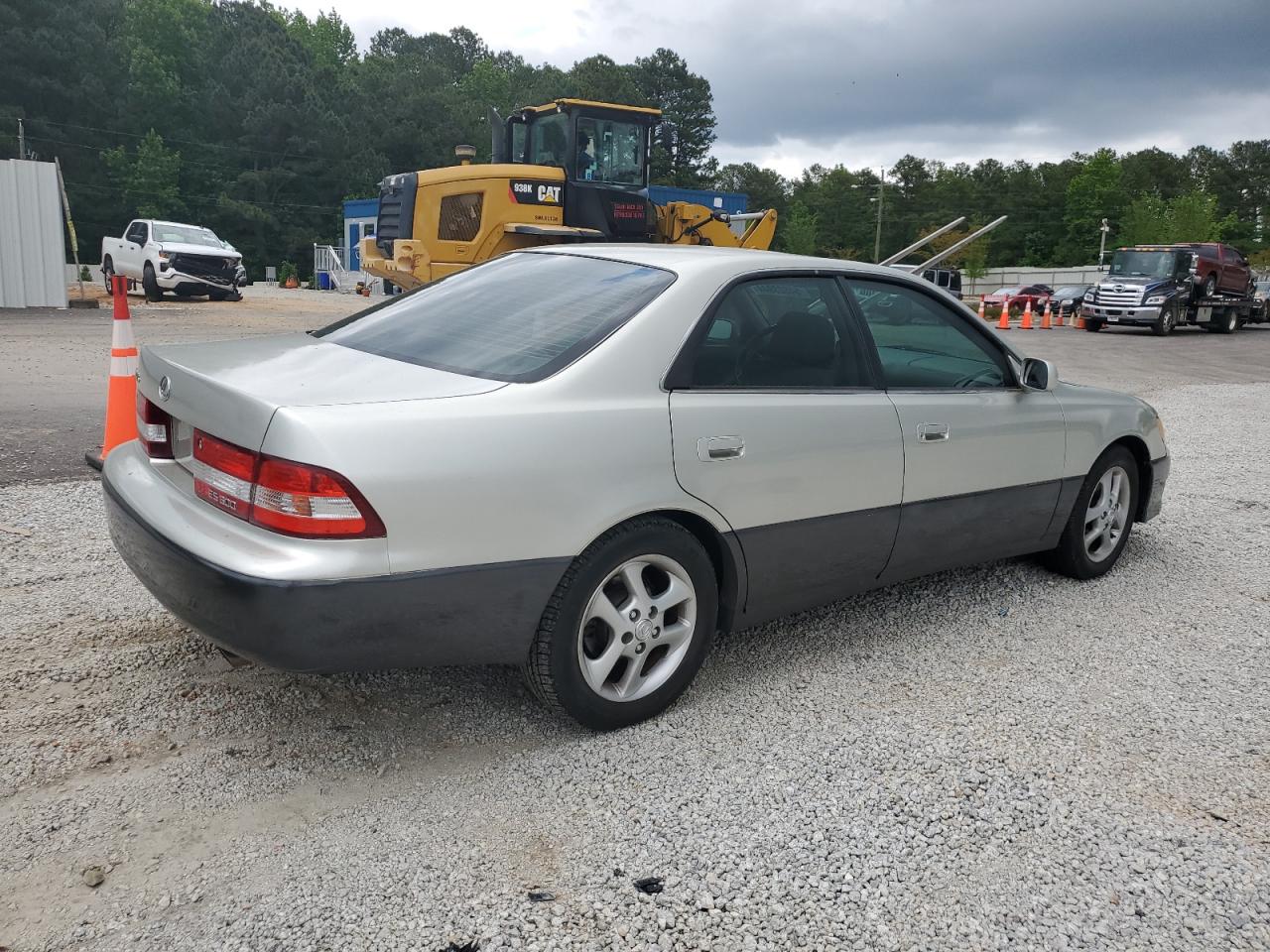 JT8BF28G110305818 2001 Lexus Es 300