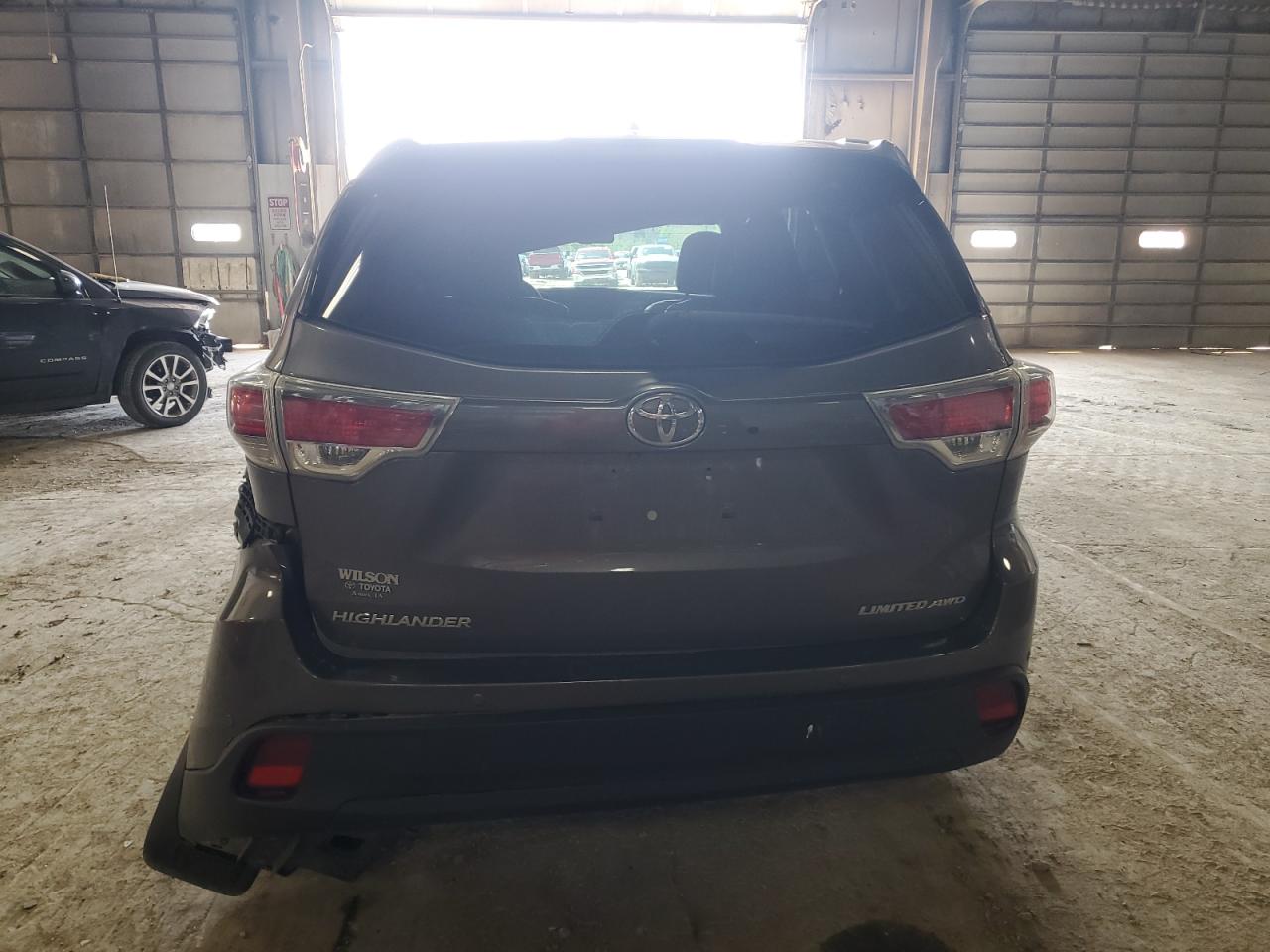 5TDDKRFHXFS084590 2015 Toyota Highlander Limited