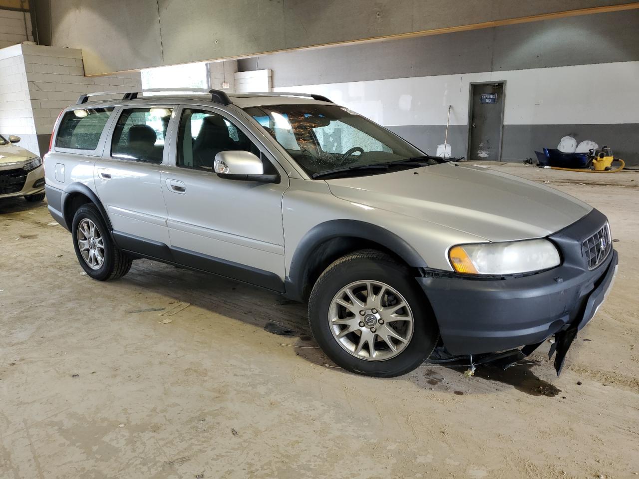 YV4SZ592071273618 2007 Volvo Xc70