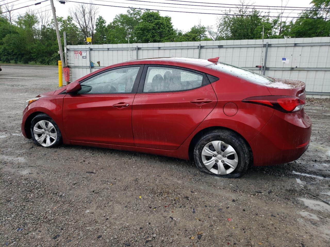 5NPDH4AE8GH671649 2016 Hyundai Elantra Se