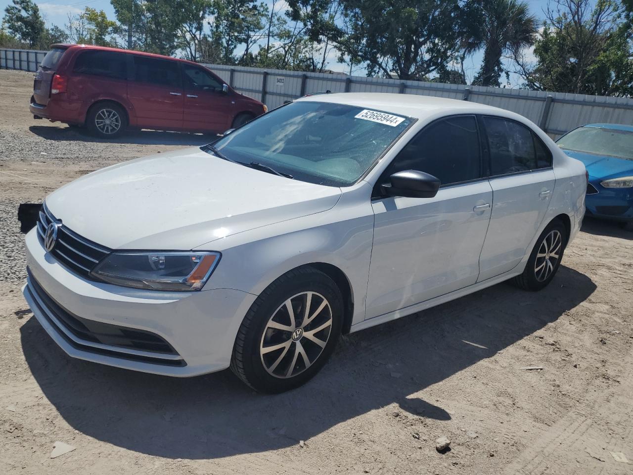 3VWD67AJ3GM417715 2016 Volkswagen Jetta Se