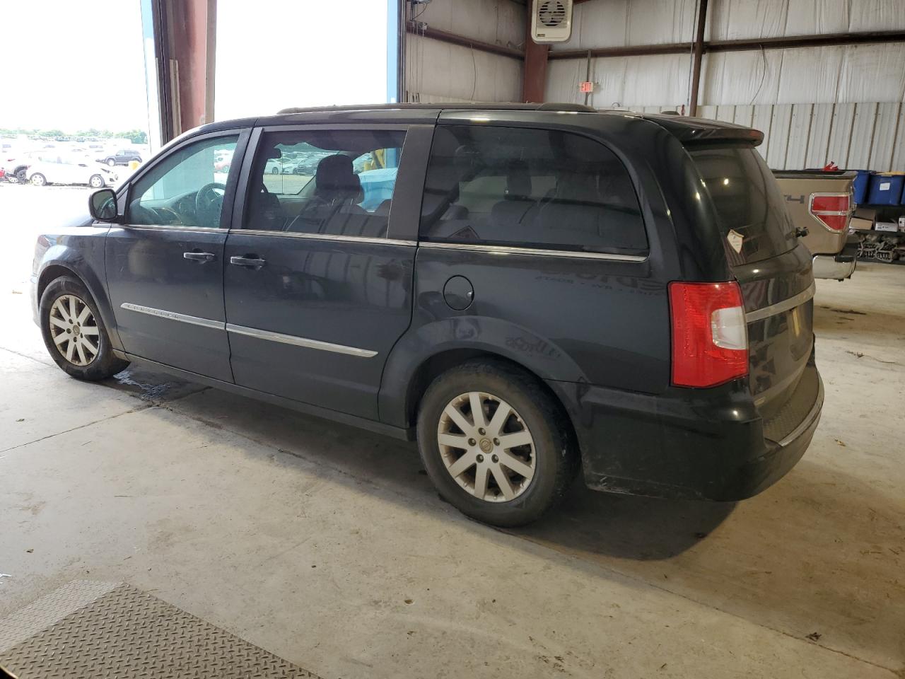 2C4RC1BG3DR741818 2013 Chrysler Town & Country Touring