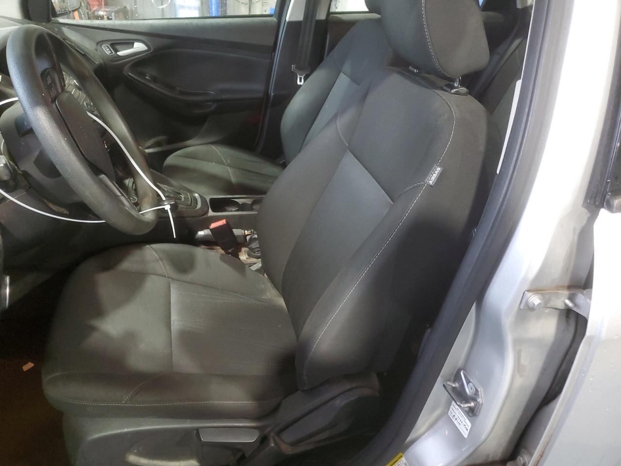 1FADP3F20FL296268 2015 Ford Focus Se