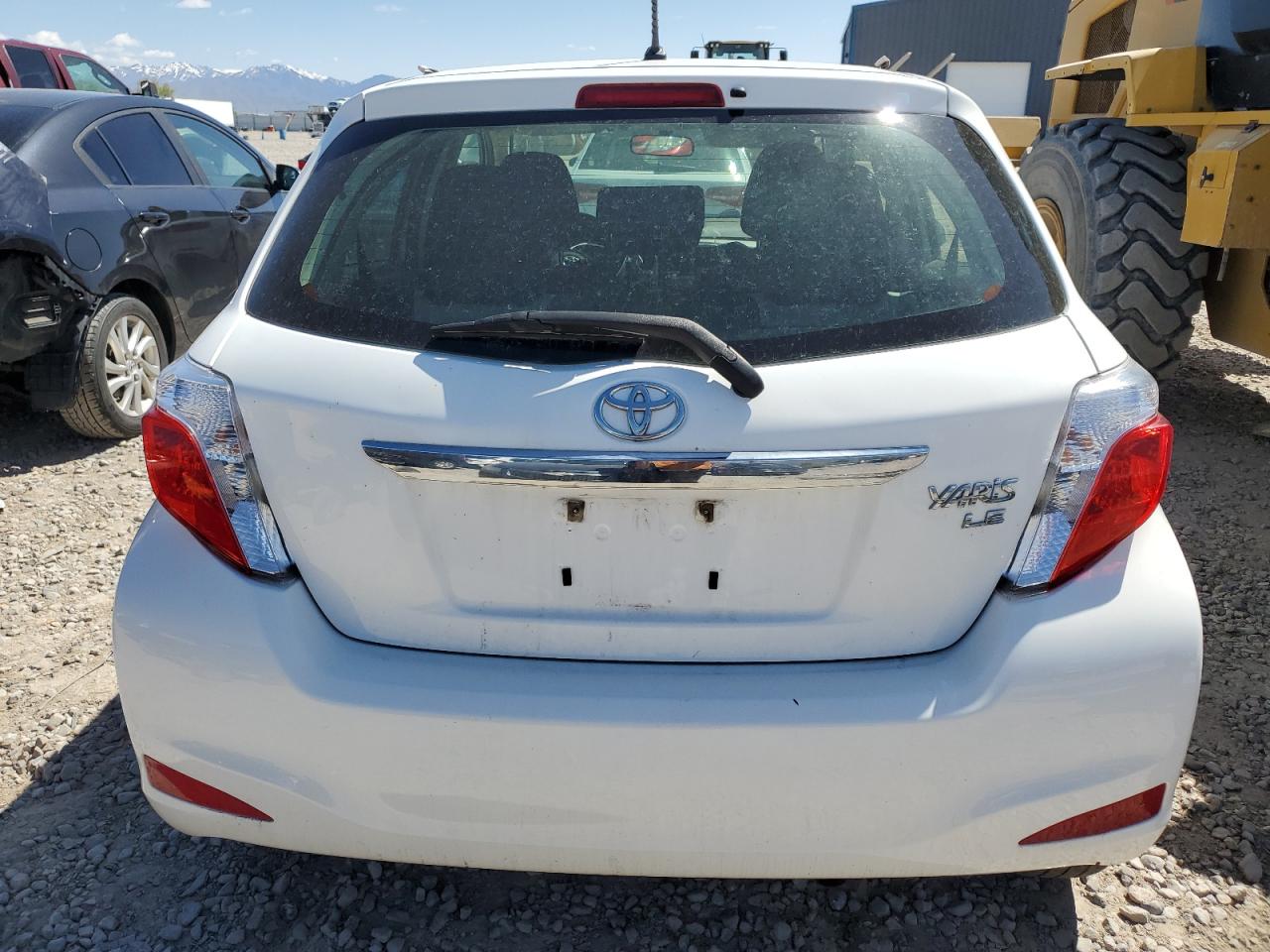 JTDKTUD32DD559639 2013 Toyota Yaris