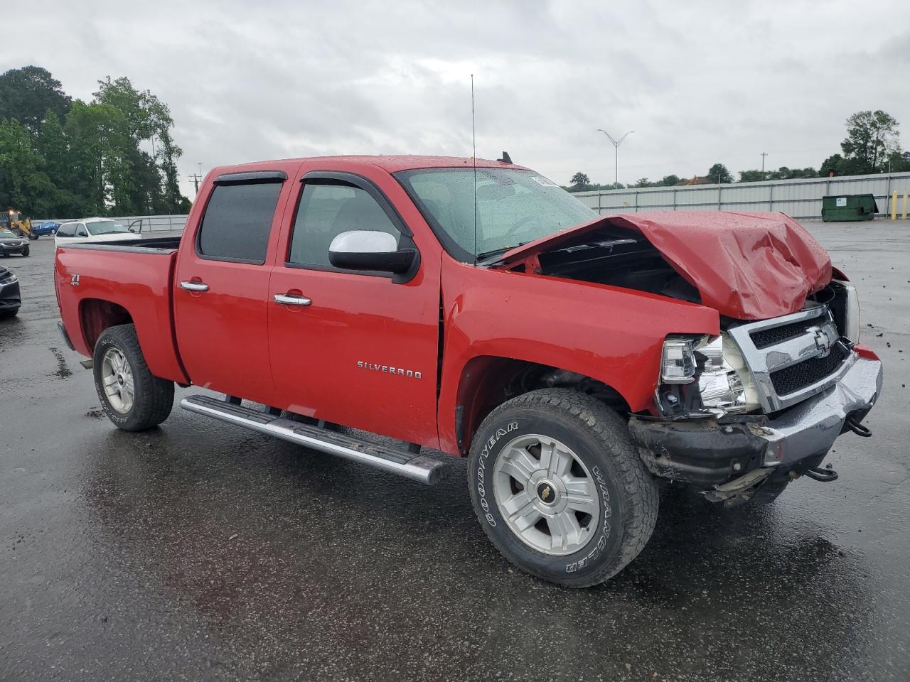 3GCPKSE38BG285598 2011 Chevrolet Silverado K1500 Lt