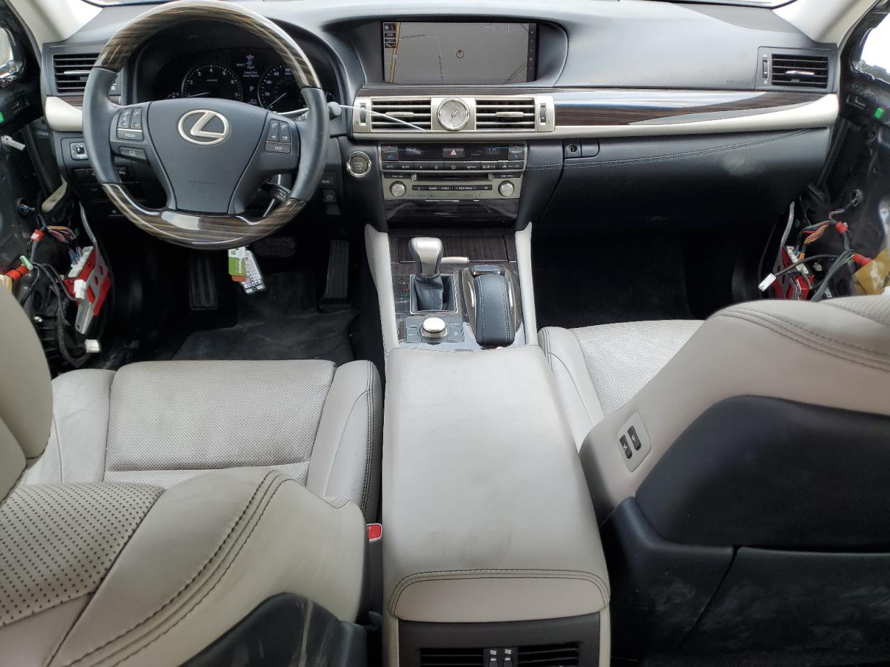 2016 Lexus Ls 460 vin: JTHCL5EF1G5026228