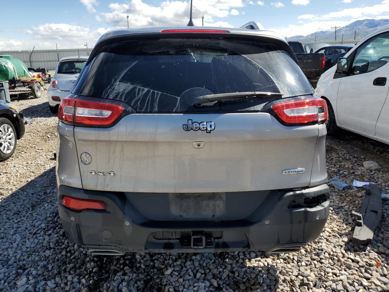 2018 Jeep Cherokee Latitude Plus vin: 1C4PJMLX1JD539569