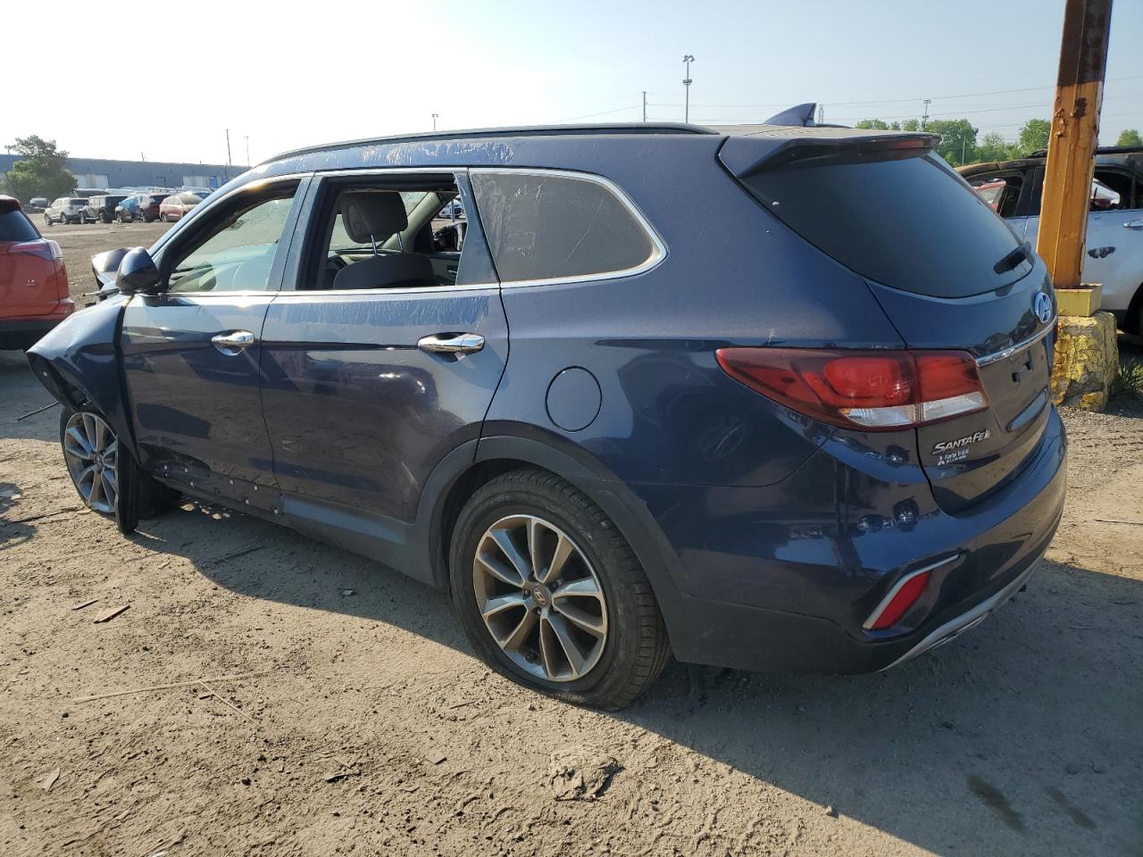 KM8SM4HF4HU200652 2017 Hyundai Santa Fe Se