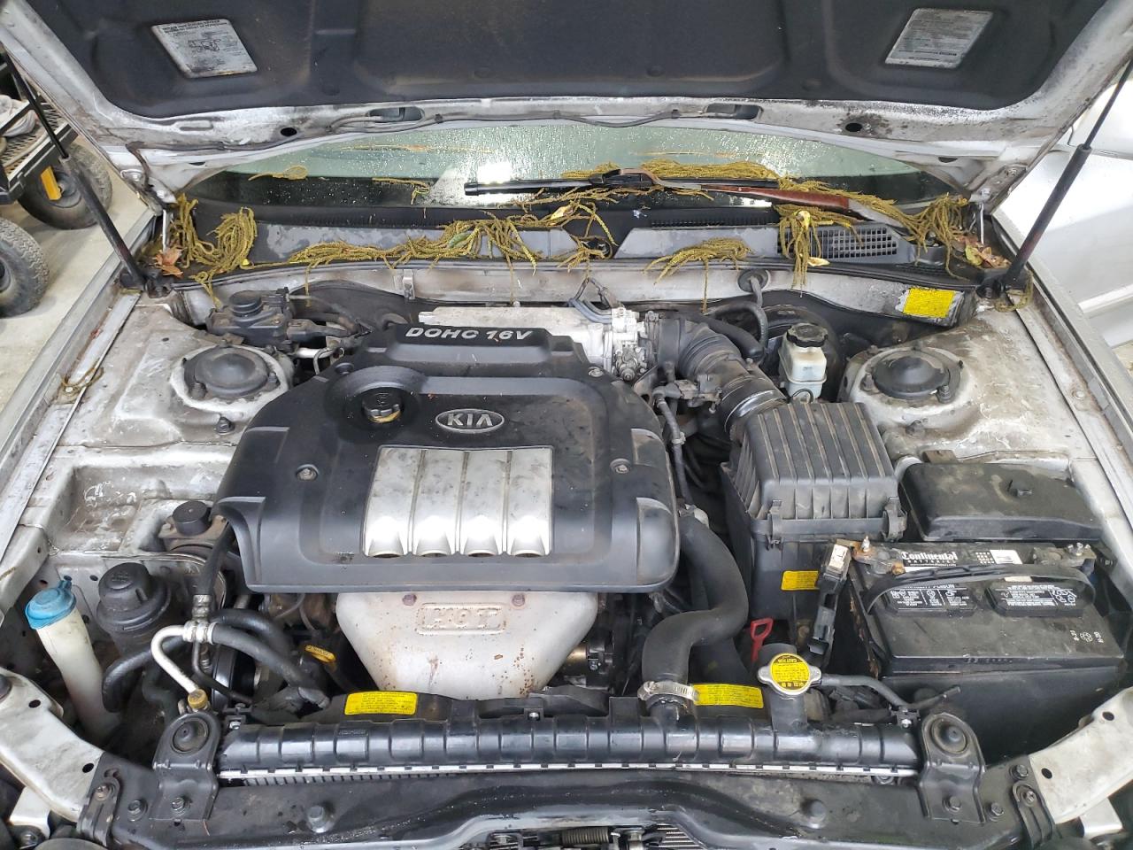 KNAGD126645362527 2004 Kia Optima Lx