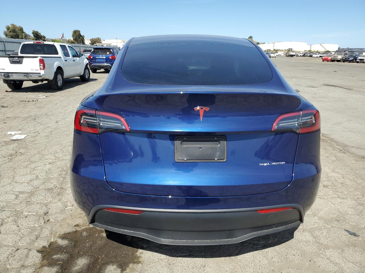 7SAYGDEE4PF704520 2023 Tesla Model Y