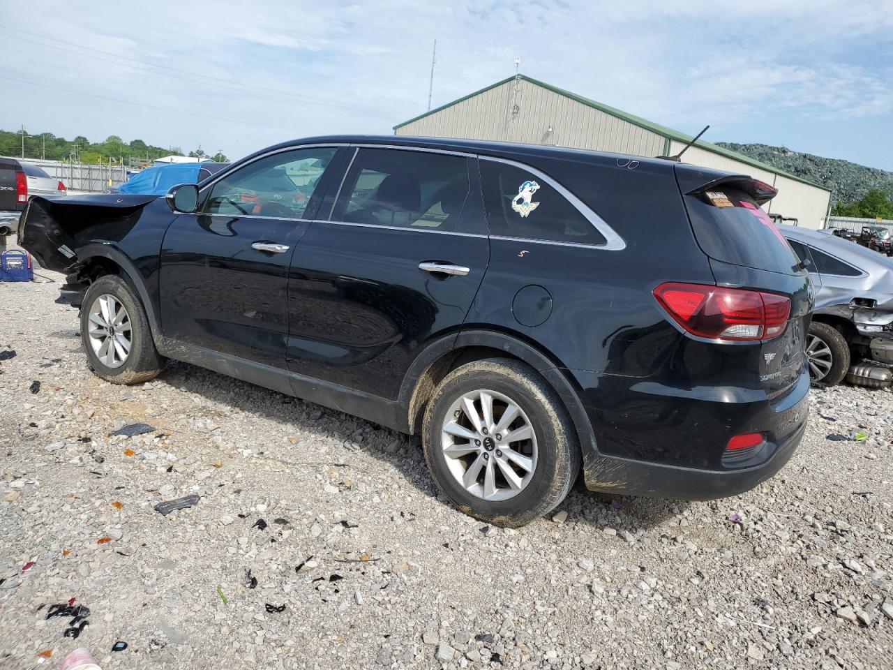 2019 Kia Sorento L vin: 5XYPG4A38KG566138