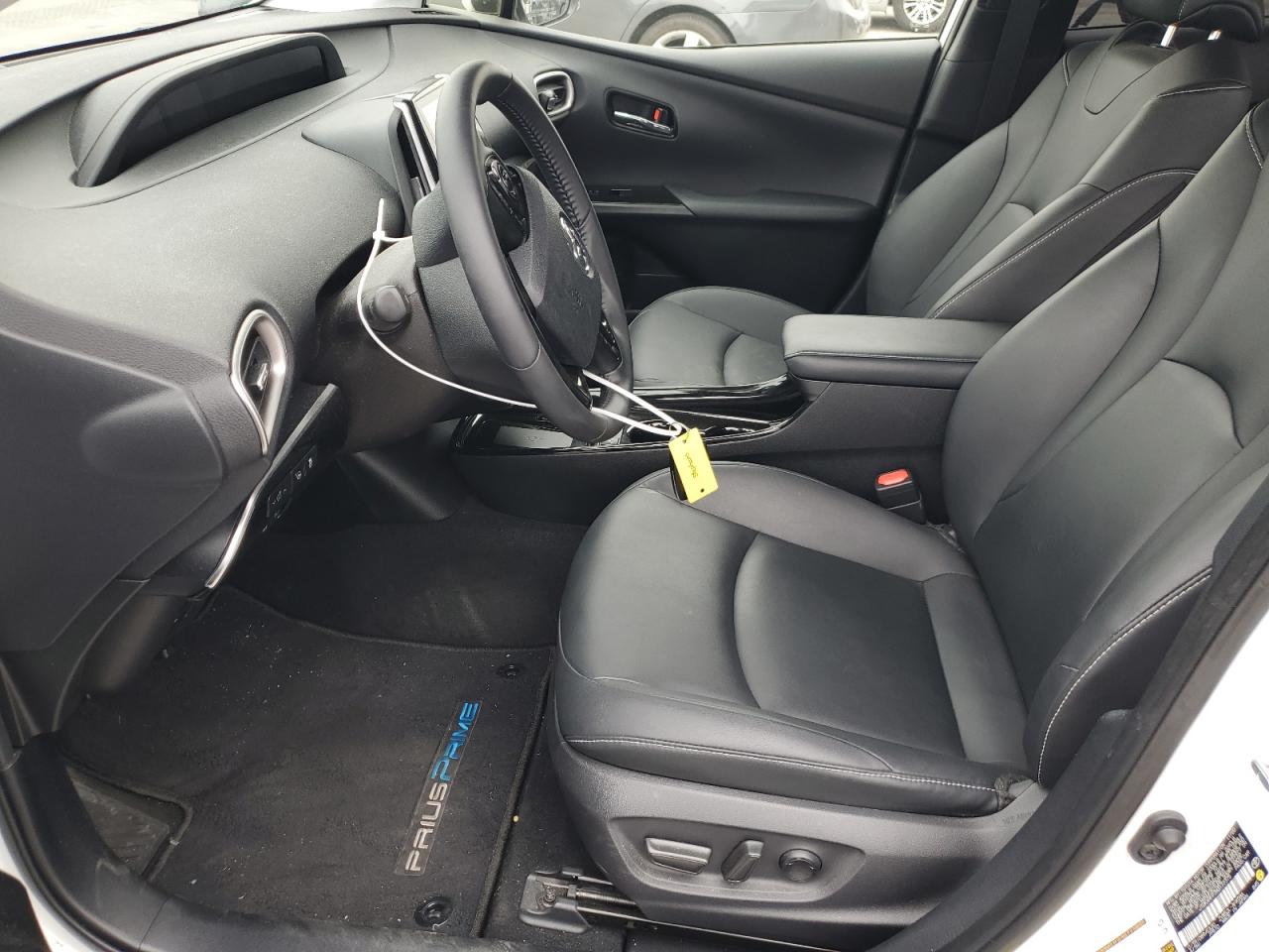 JTDKAMFP7M3177375 2021 Toyota Prius Prime Le