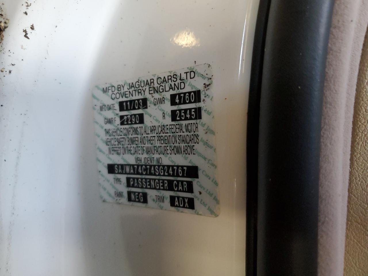 SAJWA74C74SG24767 2004 Jaguar Vandenplas