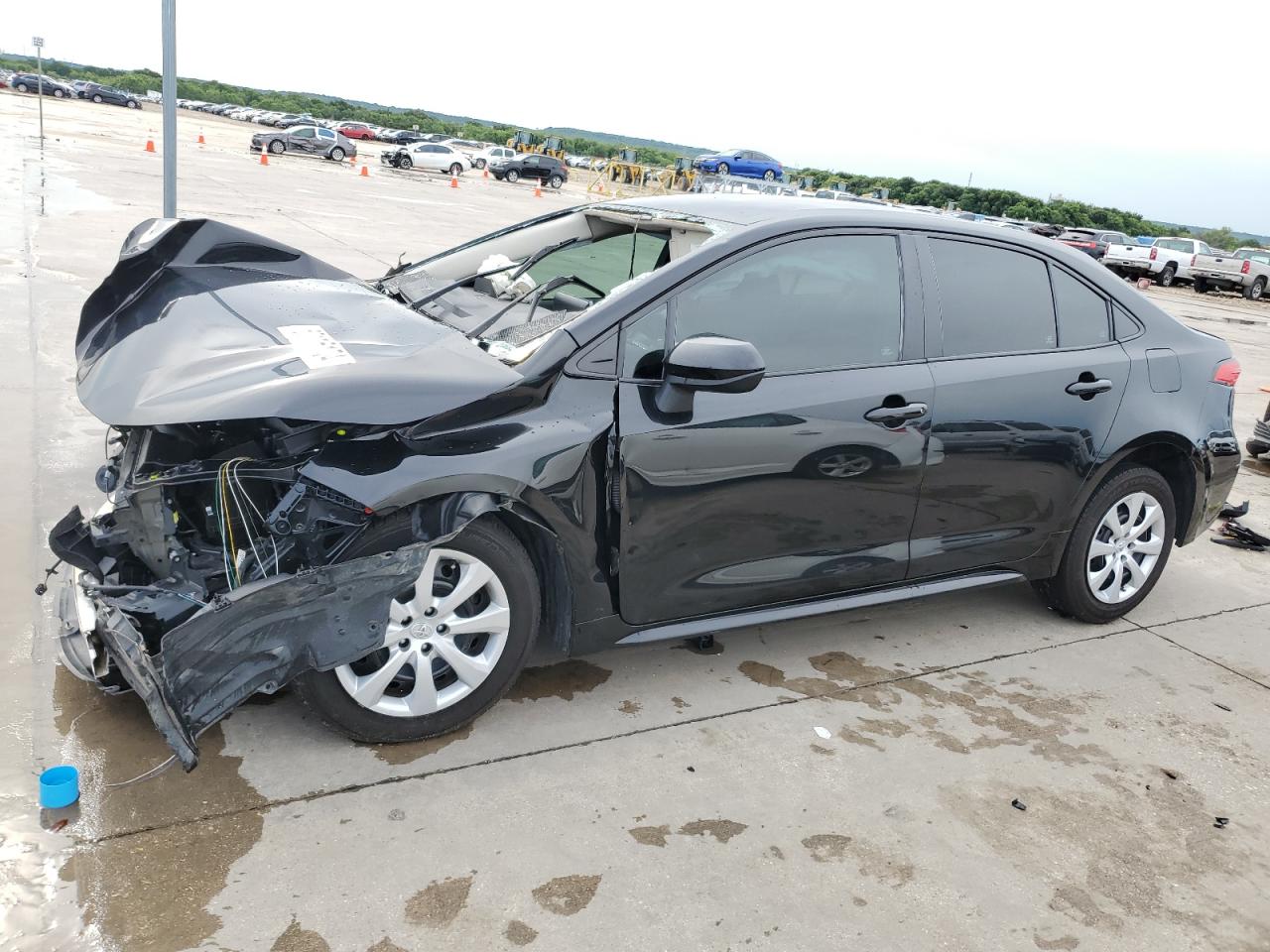 2021 Toyota Corolla Le vin: 5YFEPMAE6MP223545