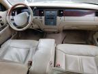 LINCOLN TOWN CAR S photo