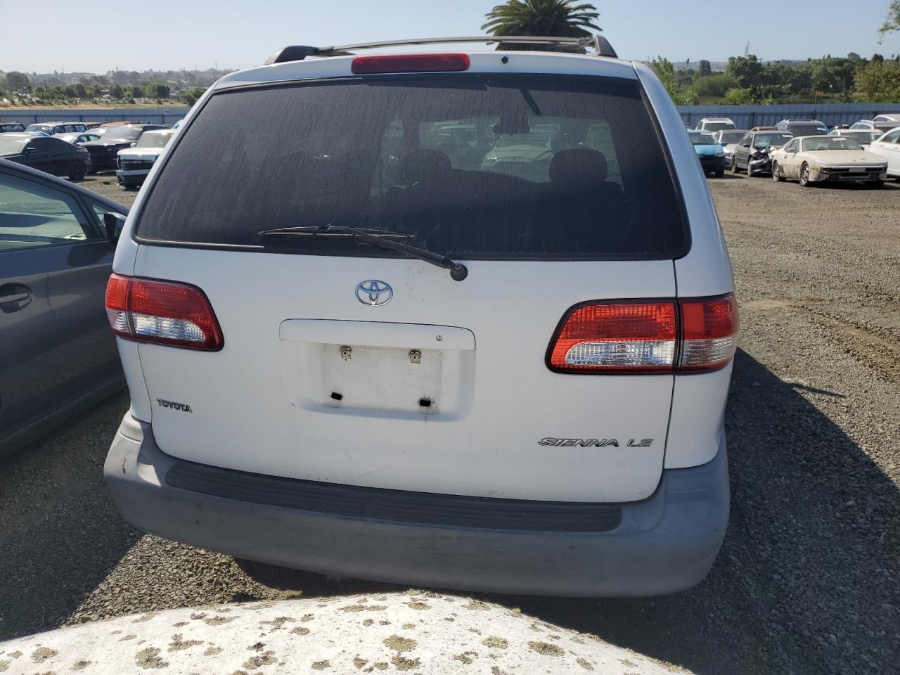 4T3ZF13C02U496188 2002 Toyota Sienna Le