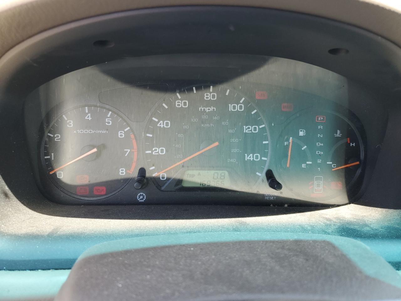 1HGCG5646YA122997 2000 Honda Accord Lx