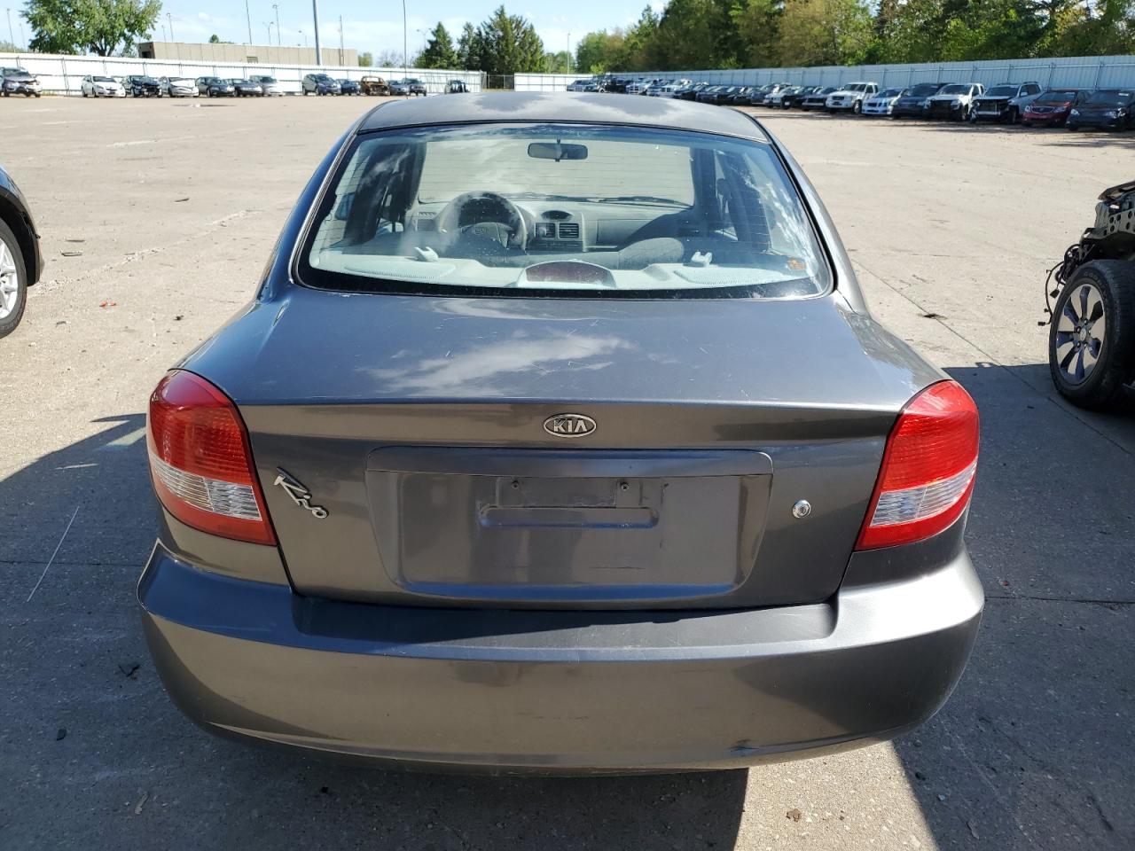 KNADC125046307403 2004 Kia Rio