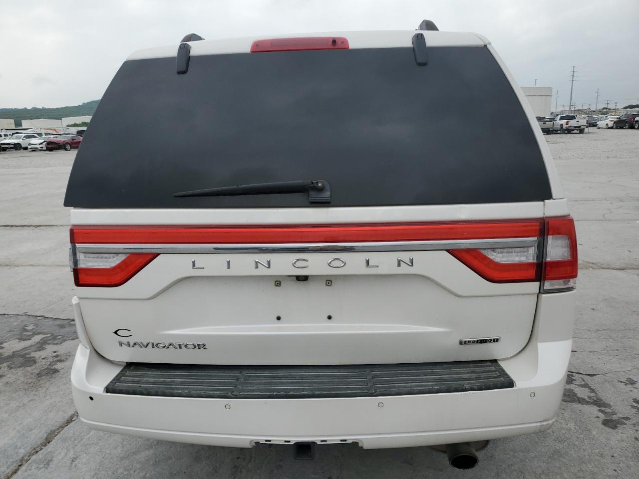 5LMJJ2HT0FEJ14919 2015 Lincoln Navigator