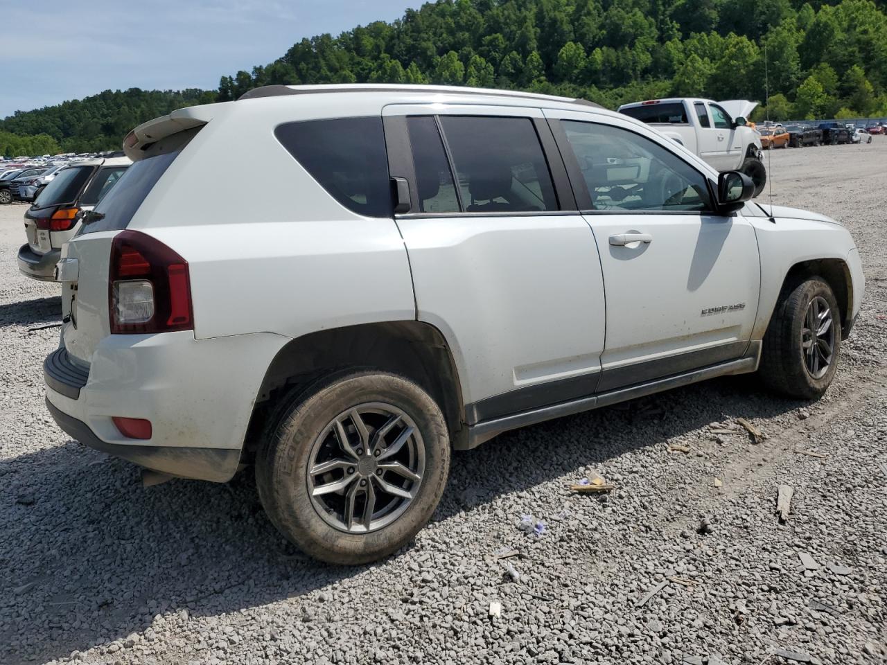 2016 Jeep Compass Sport vin: 1C4NJDBB0GD500705