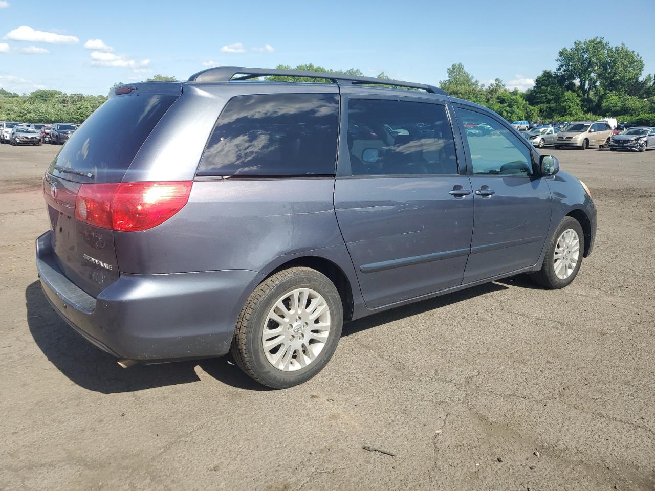 5TDZK22C58S210199 2008 Toyota Sienna Xle