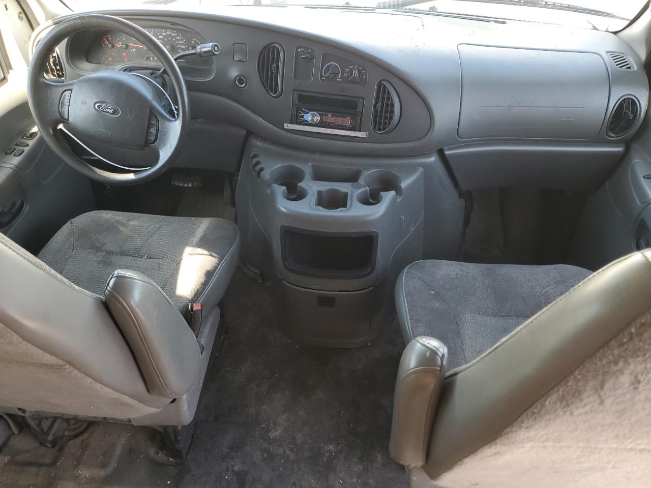 1FTNE24W64HA11996 2004 Ford Econoline E250 Van