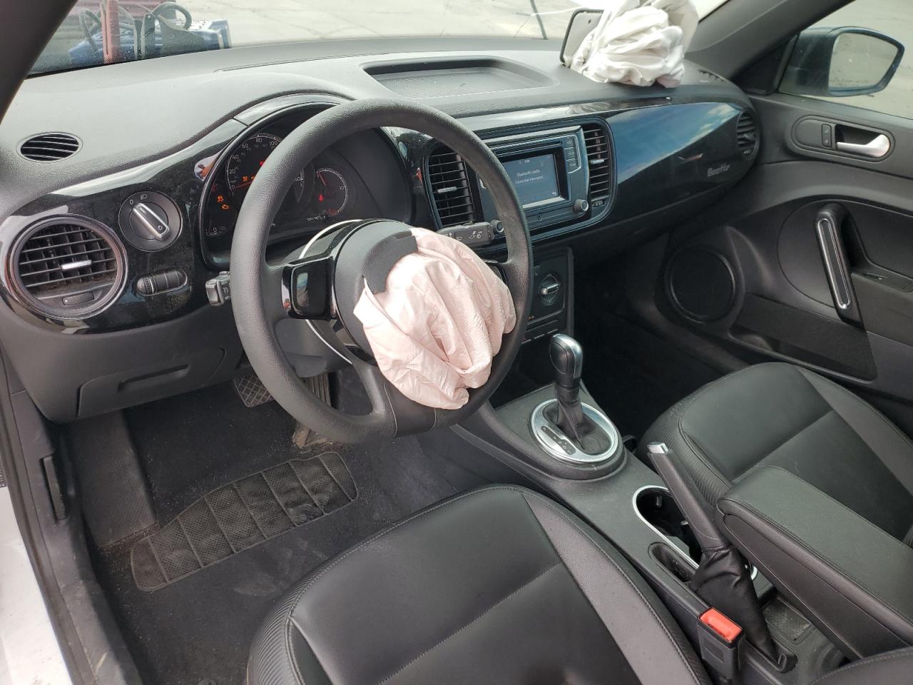 3VWF17AT7HM615630 2017 Volkswagen Beetle 1.8T