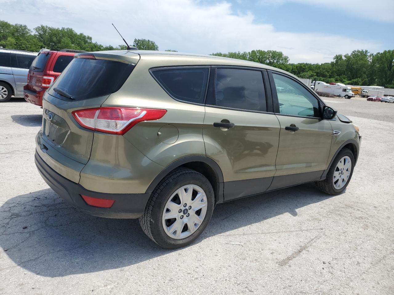 2013 Ford Escape S vin: 1FMCU0F71DUC12552