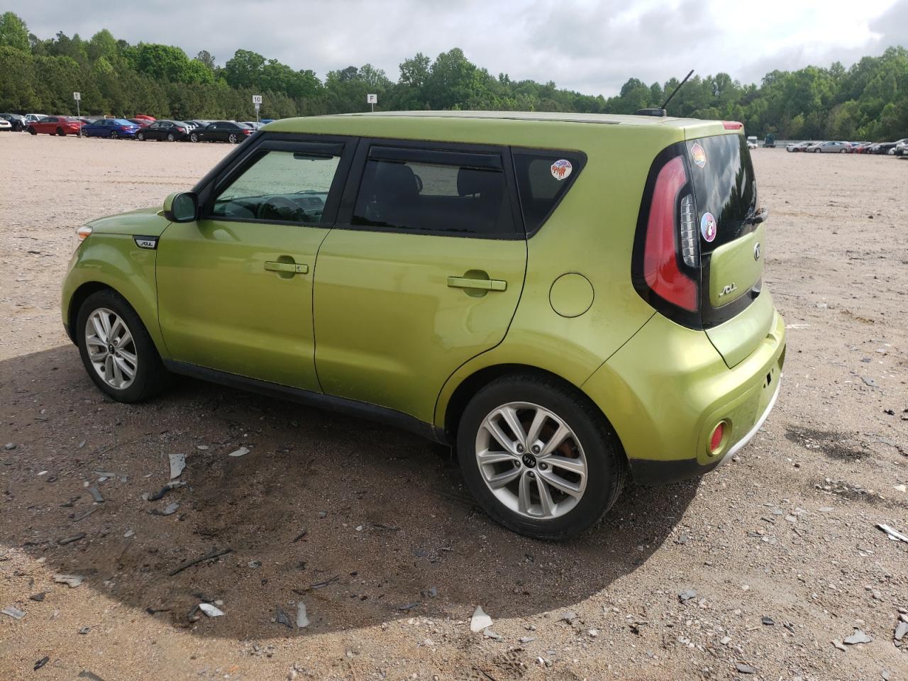 KNDJP3A52J7888335 2018 Kia Soul +