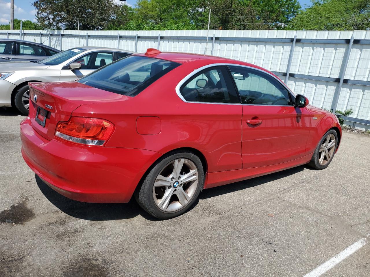 2012 BMW 128 I vin: WBAUP7C5XCVP22951