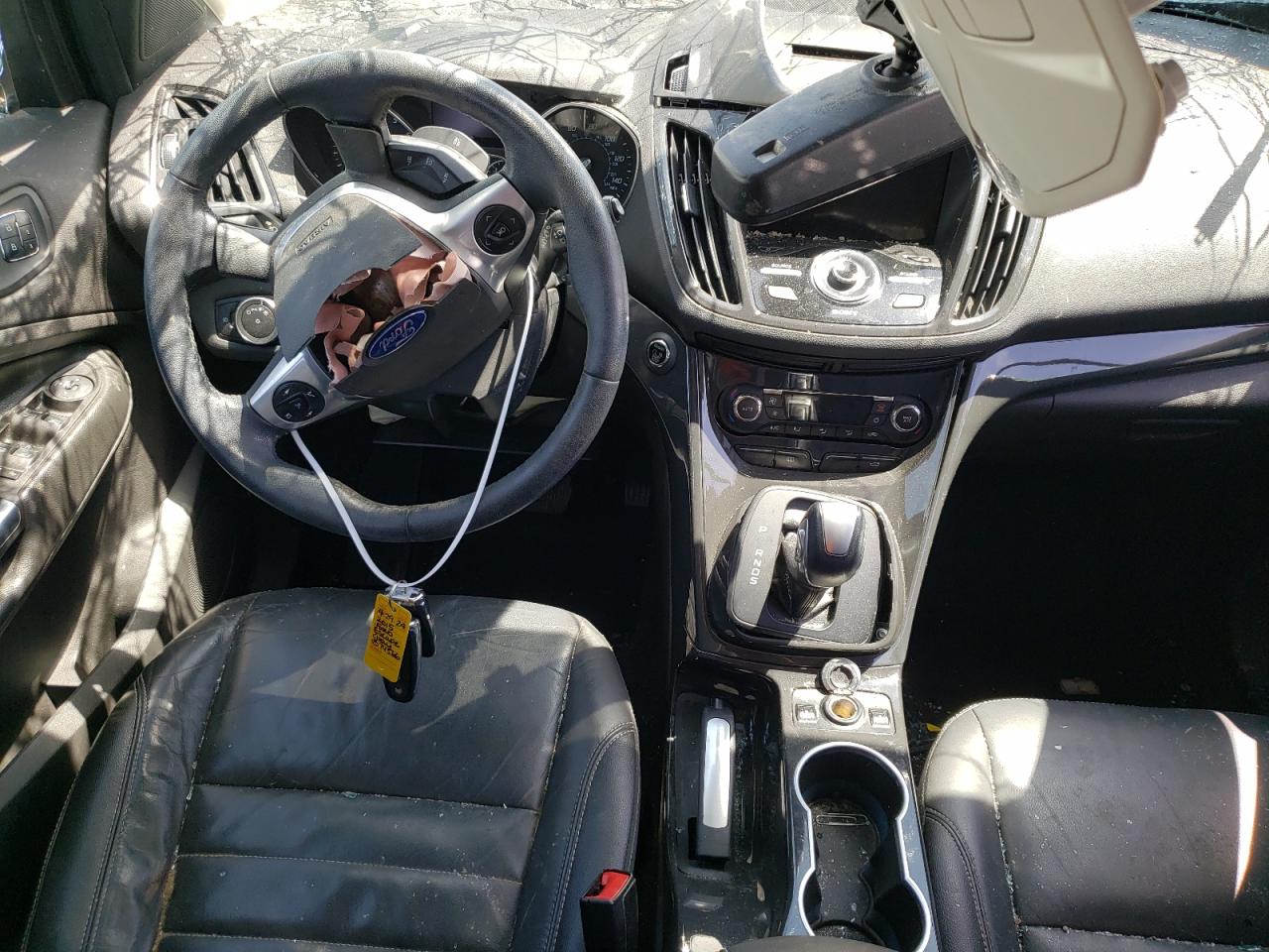 1FMCU9J97FUB74566 2015 Ford Escape Titanium