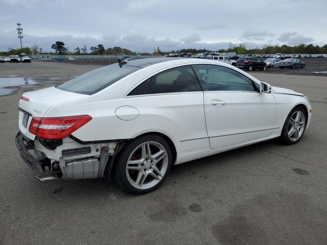  MERCEDES-BENZ E-CLASS 2013 Білий