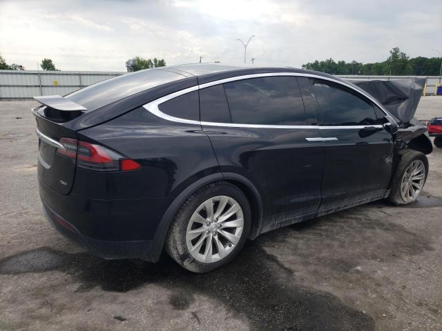 2017 Tesla Model X VIN: 5YJXCBE29HF076776 Lot: 55698954