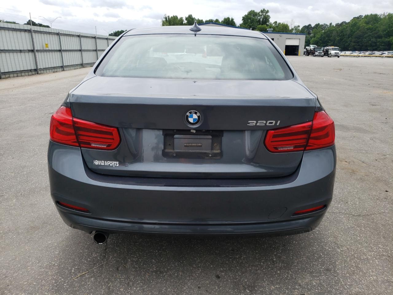 WBA8E1G55JNU93462 2018 BMW 320 I