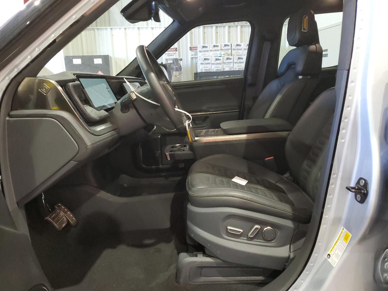 2022 Rivian R1T Launch Edition vin: 7FCTGAAL0NN002889