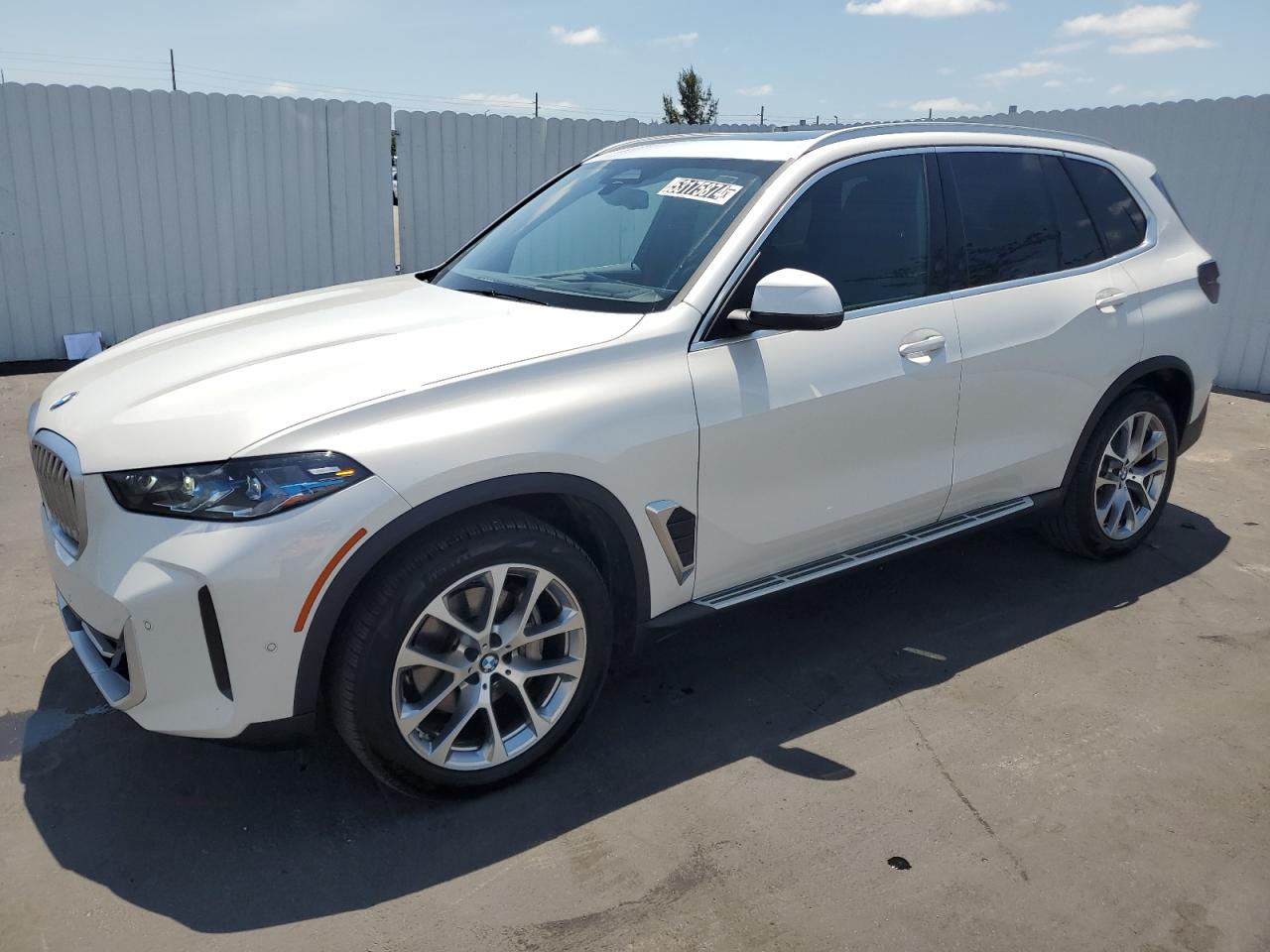 2024 BMW X5 xDrive40I vin: 5UX23EU06R9T34905