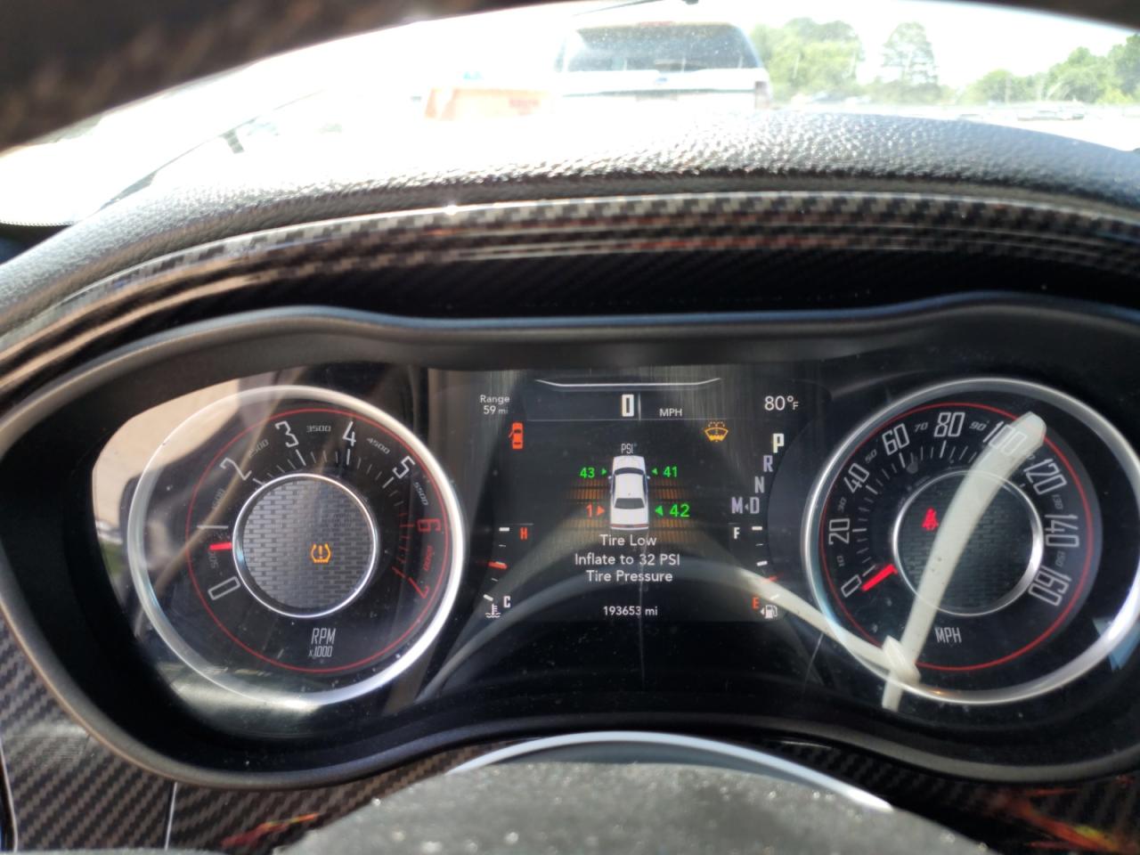 2C3CDZAT5FH710034 2015 Dodge Challenger Sxt