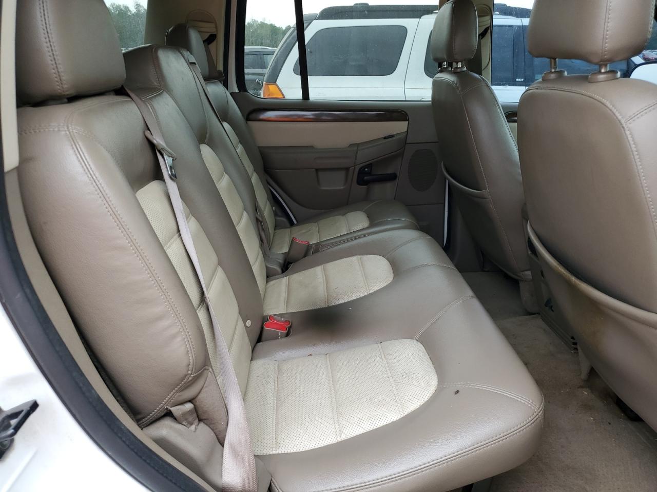 1FMZU64K35UA62045 2005 Ford Explorer Eddie Bauer