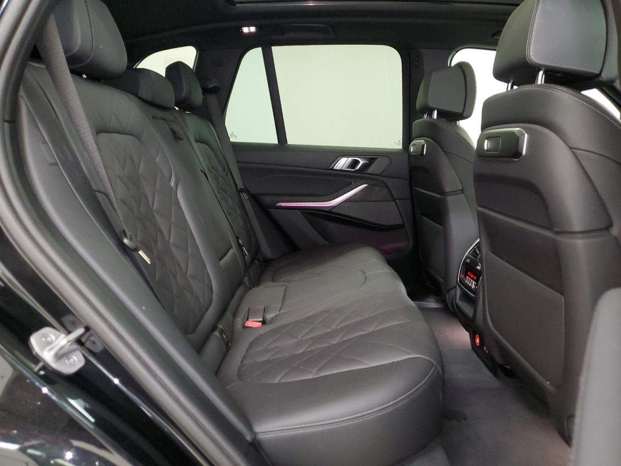 5UX13EU07R9T44256 2024 BMW X5 Sdrive 40I