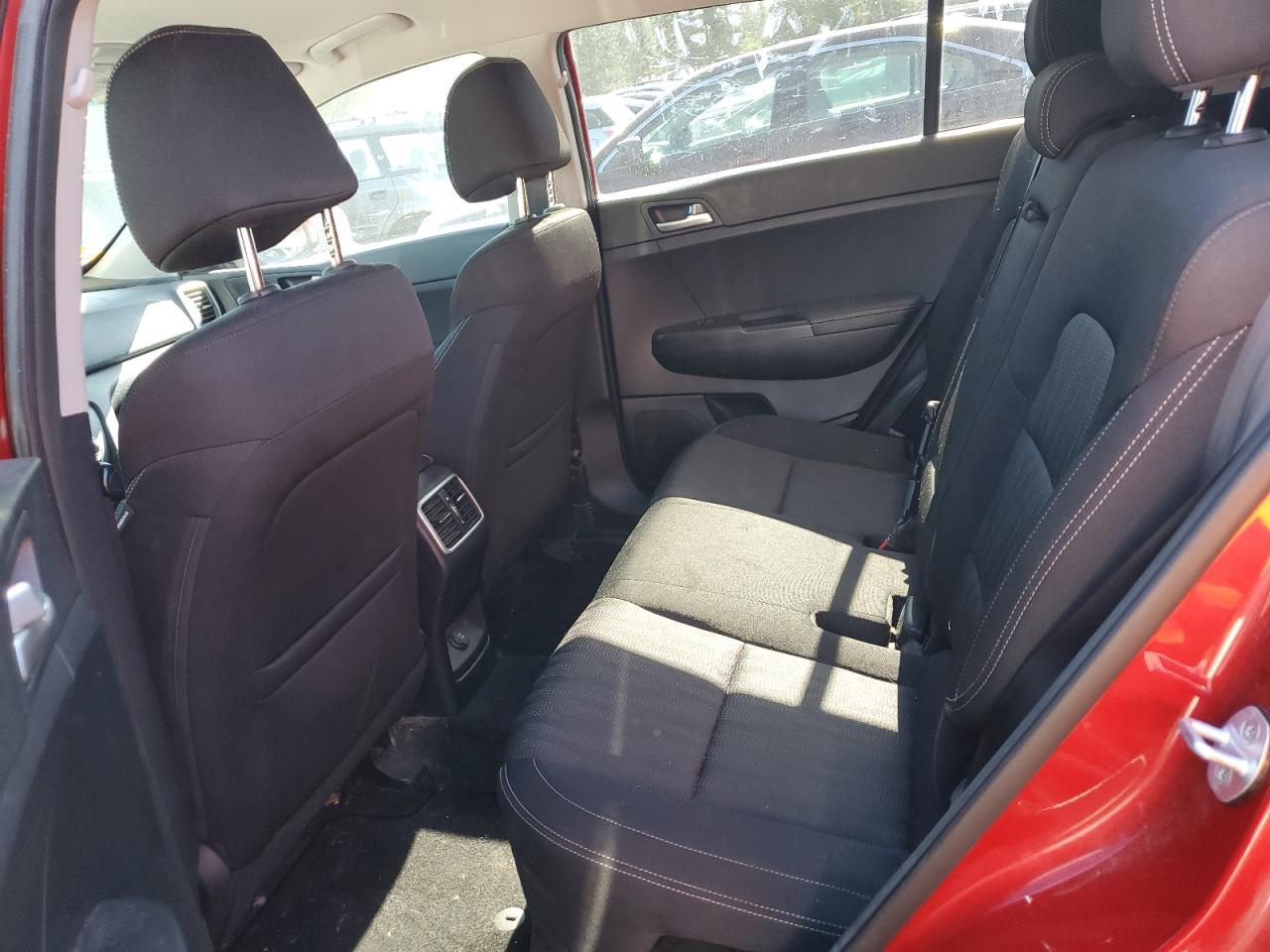 KNDPMCAC2H7178637 2017 Kia Sportage Lx