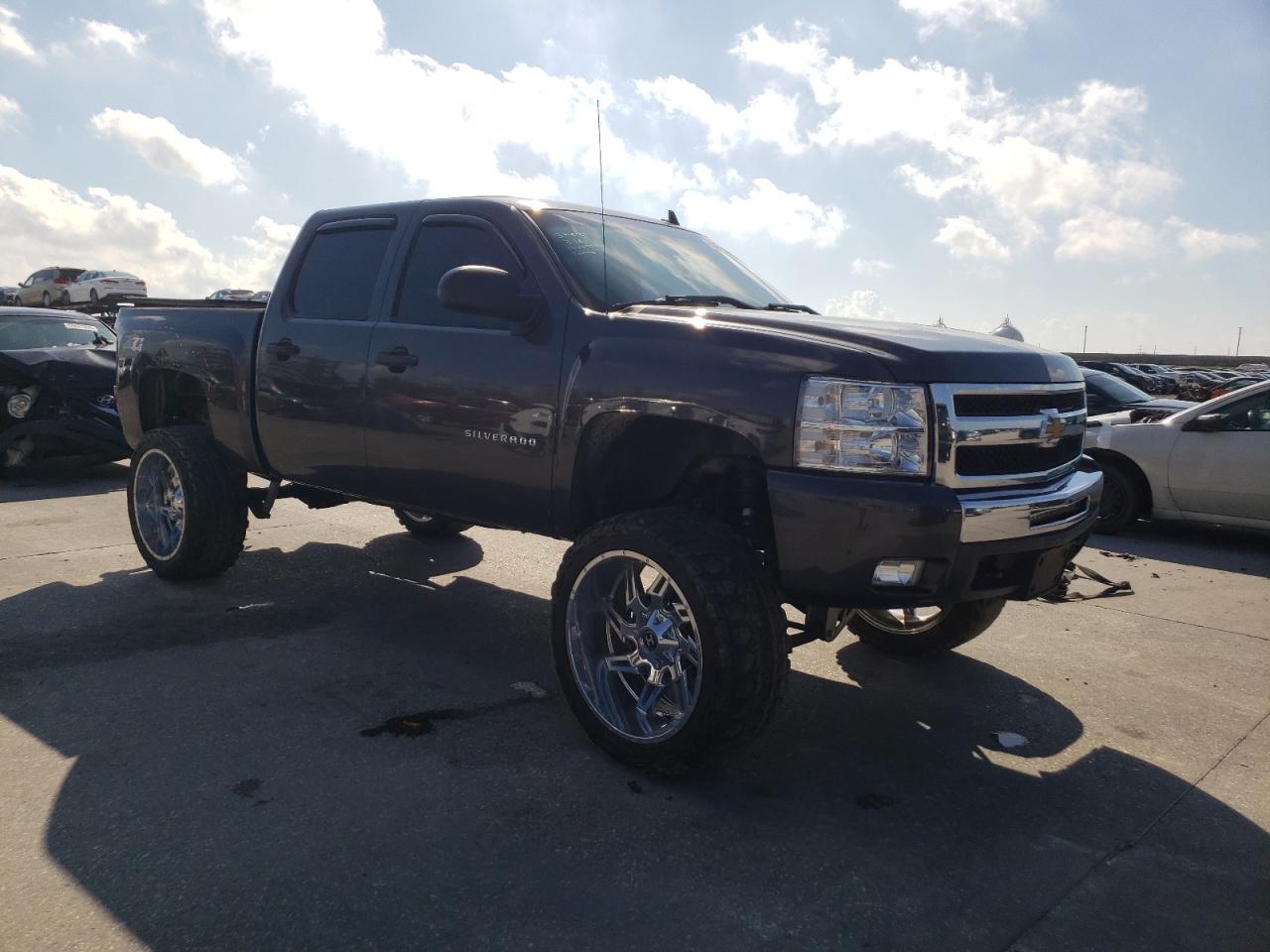 3GCPKSE35BG278785 2011 Chevrolet Silverado K1500 Lt