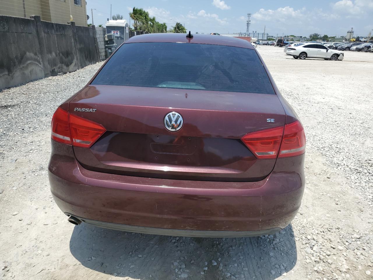 1VWBP7A38DC056193 2013 Volkswagen Passat Se