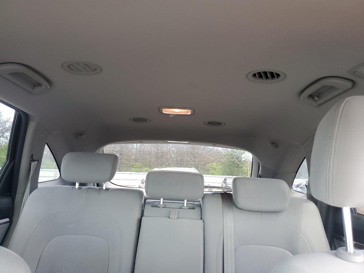 KM8NUDCC4AU108344 2010 Hyundai Veracruz Gls