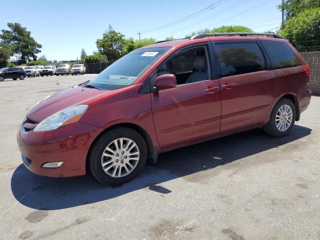 Lot #2539828282 2010 TOYOTA SIENNA XLE salvage car