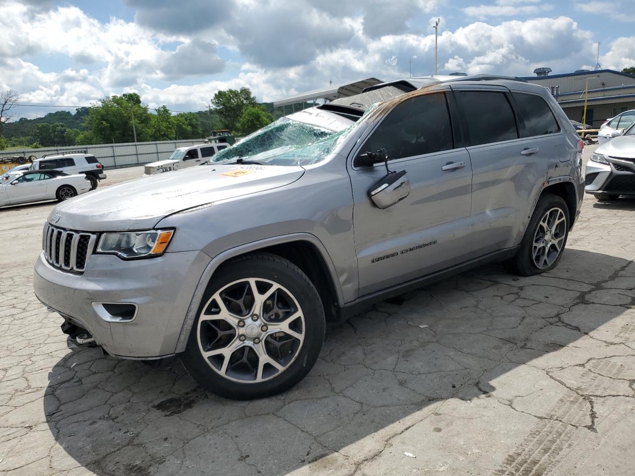 1C4RJEBG3JC370709 2018 Jeep Grand Cherokee Limited