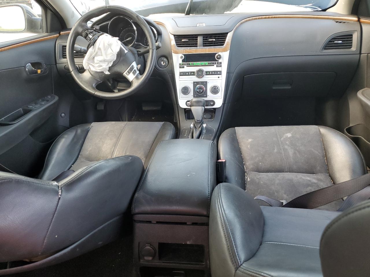 1G1ZD5E78AF202123 2010 Chevrolet Malibu 2Lt