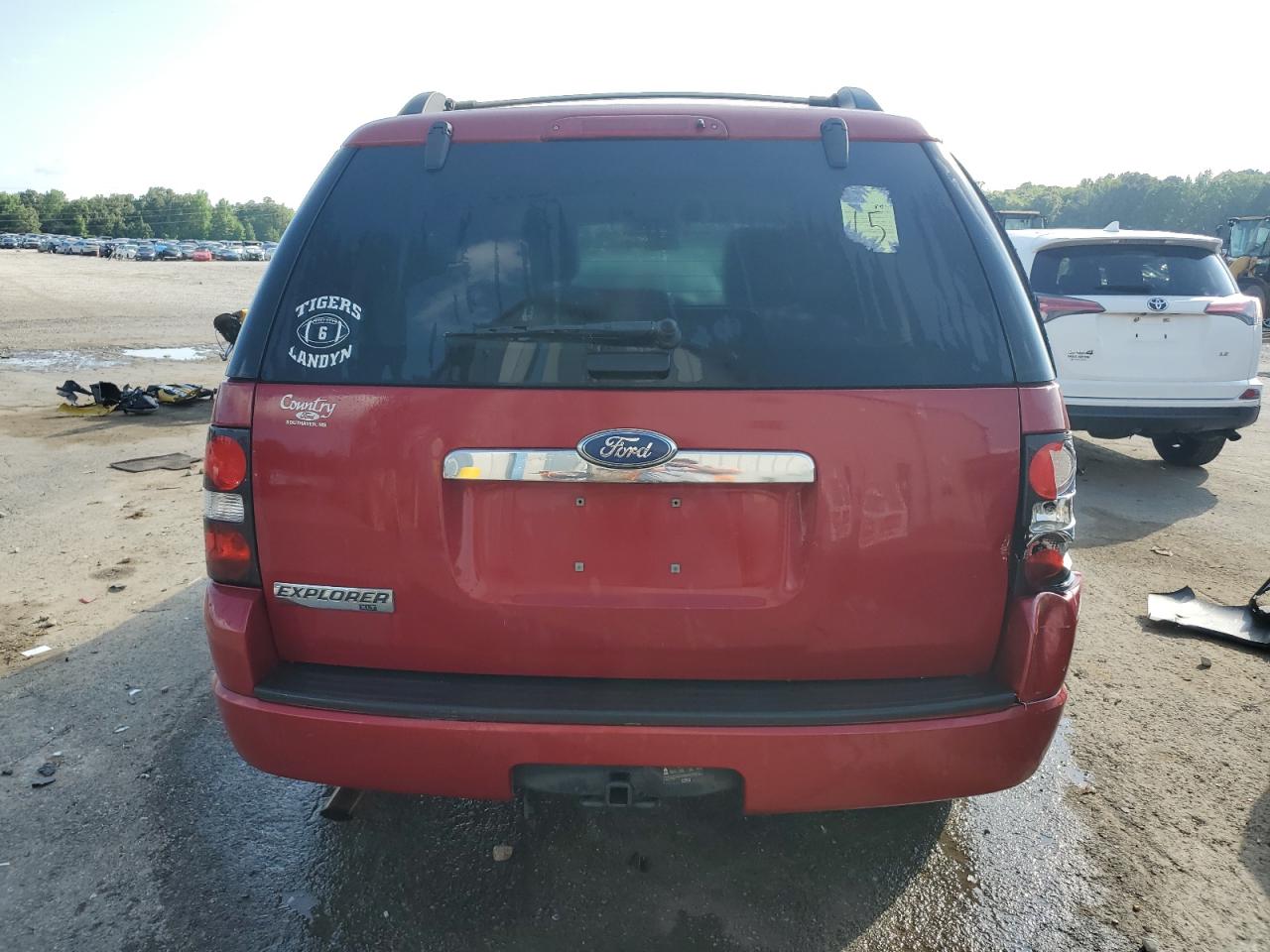 1FMEU6DE0AUA08950 2010 Ford Explorer Xlt