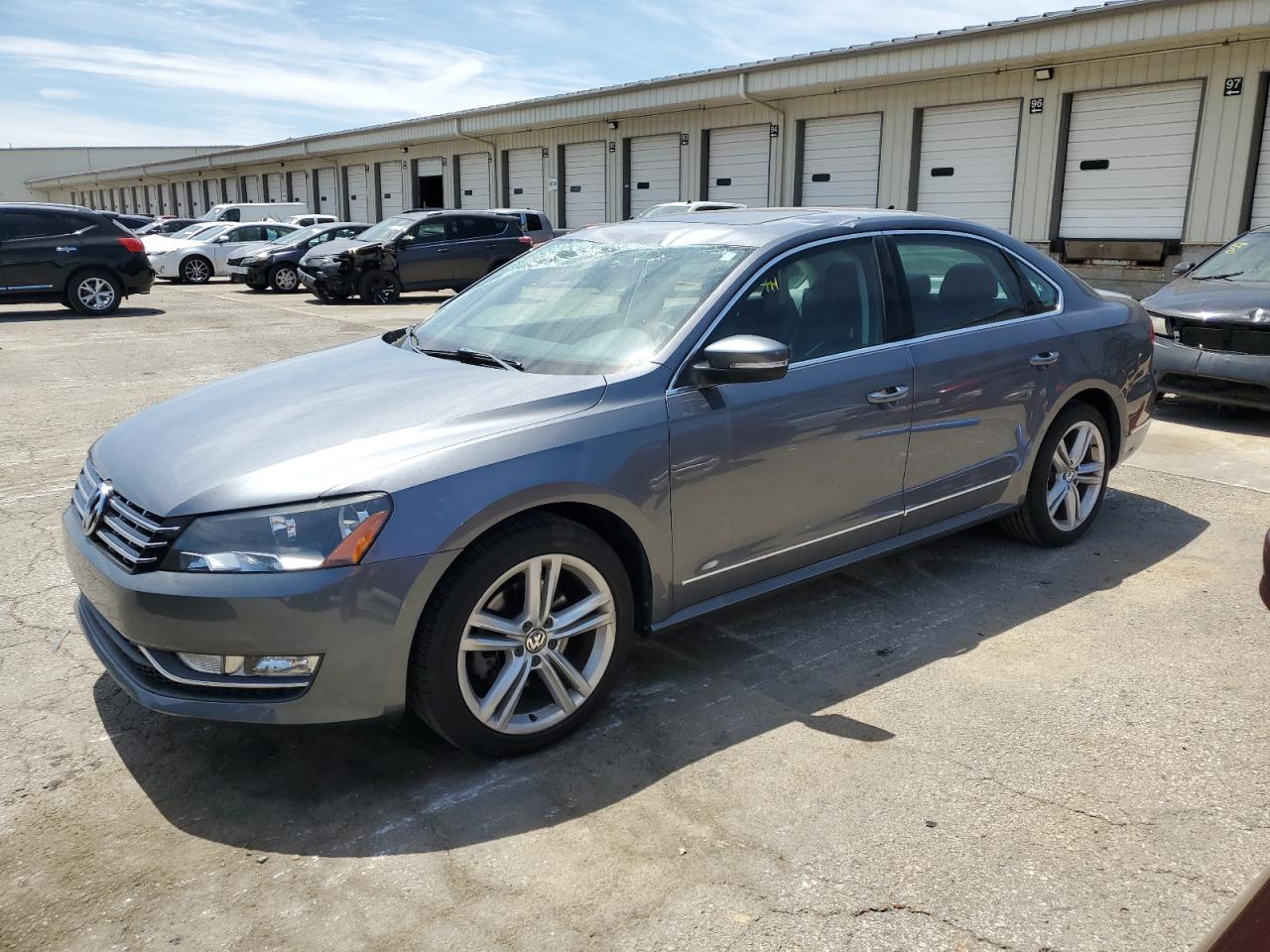 Lot #2720715058 2014 VOLKSWAGEN PASSAT SEL