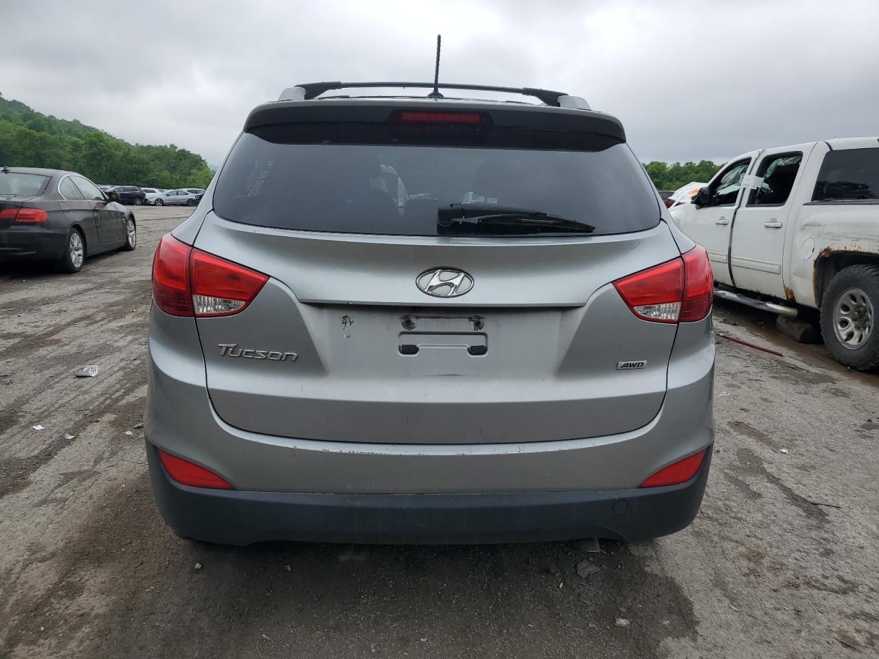 KM8JUCAG8EU898834 2014 Hyundai Tucson Gls